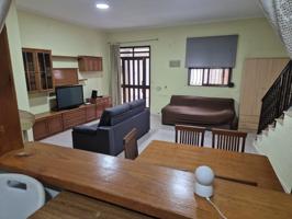 CASA EN VENTA EN EL CENTRO DE PEDRALBA photo 0