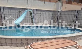 ESPECTACULAR CHALET CON PISCINA Y GARAJE photo 0