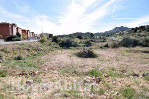 EXCELENTE TERRENO URBANO EN LA VALL D'UIXO photo 0