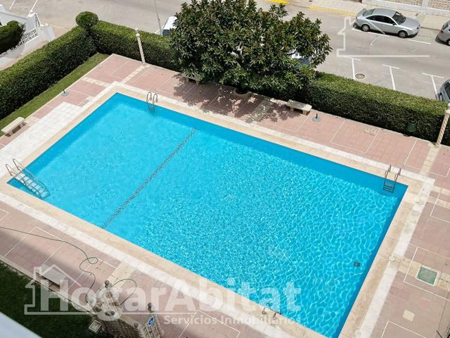 MUY ACOGEDOR CON TERRAZA Y PISCINA CERCA DE LA PLAYA photo 0