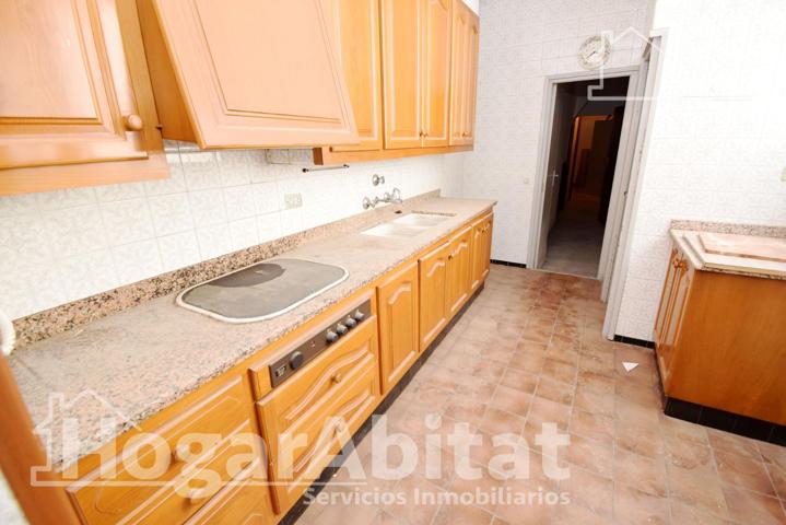 ¡EXCELENTE OPORTUNIDAD! CASA PARA REFORMAR CON GARAJE Y TRASTERO, EXCELENTE UBICACIÓN photo 0