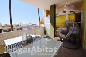 ¡Primera línea de playa con vistas al mar! REFORMADO CON TERRAZA Y GARAJE photo 0