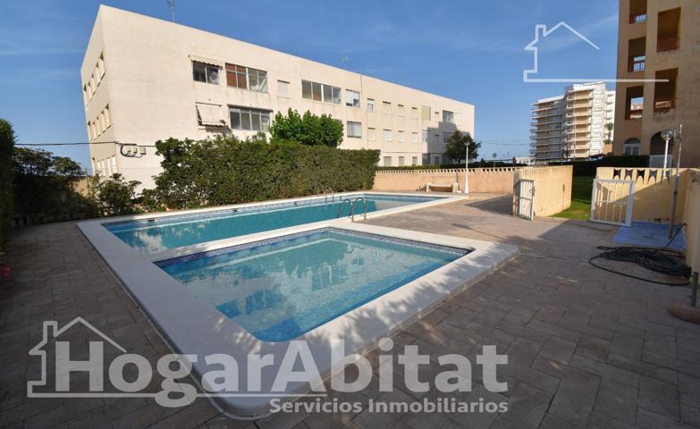 ¡FRENTE AL MAR! EXTERIOR EN RESIDENCIAL CON GARAJE, PISCINA, JARDÍN Y TRASTERO photo 0