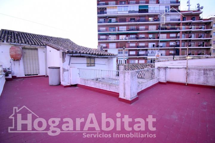 AMPLIA CASA DE PUEBLO CON TERRAZA, BALCÓN Y TRASTERO photo 0