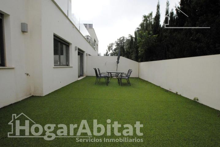 BONITO Y EXTERIOR EN RESIDENCIAL CON GARAJE, PISCINA Y TERRAZA, JUNTO A LA PLAYA photo 0