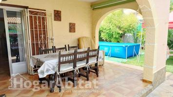 ¡MUY CERCA DE LA PLAYA! CHALET CON BARBACOA, TERRAZA Y GARAJE photo 0