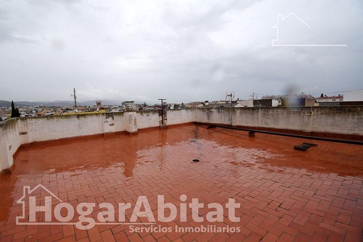 Gran casa con garaje y enorme terraza photo 0