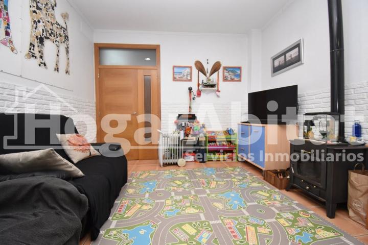 Casa REFORMADA de 2 alturas junto al Ayuntamiento photo 0