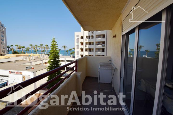 ¡PRIMERA LÍNEA DE PLAYA! EXTERIOR EN RESIDENCIAL CON PISCINA, ASCENSOR Y TERRAZA photo 0