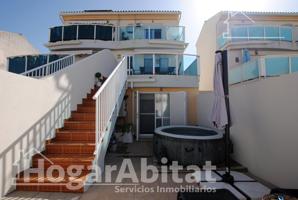 ¡CERCA AL MAR! ADOSADO EN RESIDENCIAL CON GARAJE, PISCINA, DOS TERRAZAS Y BALCÓN photo 0