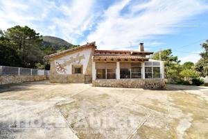 CHALET REFORMADO CON TERRAZA, PISCINA, BARBACOA Y GARAJE photo 0