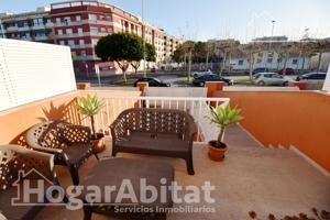 PRECIOSO ADOSADO CON GARAJE Y TERRAZA EN LA AV DE SERRA D'ESPADÁ photo 0