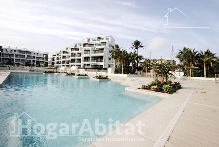 ¡ESPECTACULAR, A ESTRENAR! EXTERIOR EN RESIDENCIAL CON GARAJE Y PISCINA photo 0