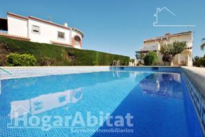 ¡ESPECTACULAR! EXTERIOR EN RESIDENCIAL CON GARAJE Y PISCINA photo 0