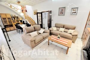 ¡OPORTUNIDAD DE INVERSIÓN! GRAN CASA CON GARAJE Y TERRAZA photo 0