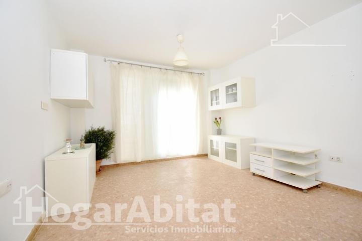 EXTERIOR Y ACOGEDOR CON GARAJE Y TERRAZA CERCA DE LA AV RIBESALBES photo 0