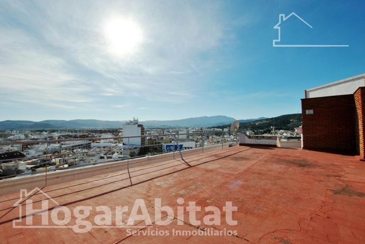 ¡GRAN OPORTUNIDAD! AMPLIO, BONITO Y EXTERIOR CON TERRAZA EN EL CENTRO photo 0