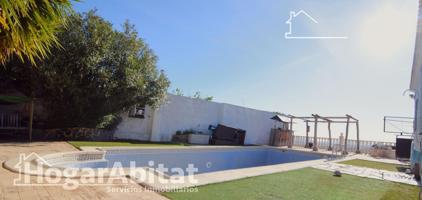 ¡VISTAS DESPEJADAS! CHALET CON PISCINA, GARAJE, TERRAZA Y BARBACOA photo 0