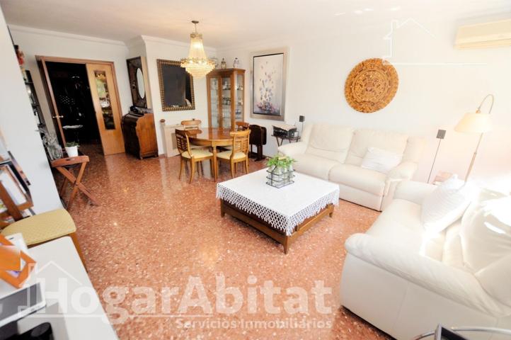 MUY AMPLIO Y EXTERIOR CON TERRAZA photo 0