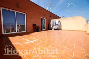 ¡ESPECTACULAR! ÁTICO AMPLIO Y LUMINOSO CON BALCÓN Y GRAN TERRAZA photo 0
