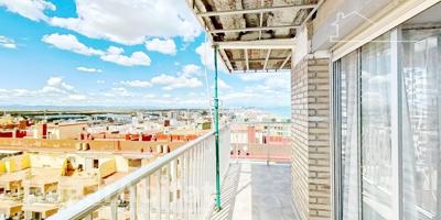 ¡PRIMERA LÍNEA DE PLAYA! PRECIOSO Y AMPLIO CON GRAN TERRAZA Y BALCÓN photo 0