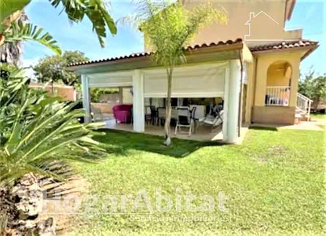 CHALET SEMINUEVO CON PISCINA, GARAJE, BARBACOA Y TERRAZA photo 0