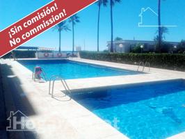 ¡PRIMERA LÍNEA DE PLAYA! LUMINOSO EN RESIDENCIAL CON PISCINA Y TERRAZA photo 0