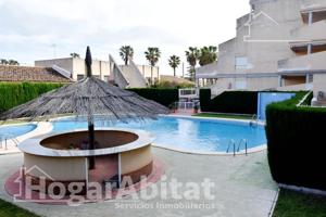 PRECIOSO ADOSADO CON 4 TERRAZAS, PISCINA Y GARAJE CERCA DE LA PLAYA photo 0
