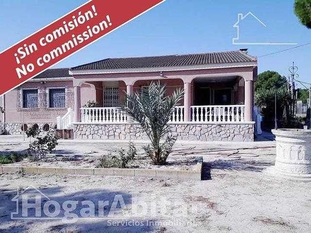 ¡VISTAS A LA MONTAÑA! GRAN CHALET CON ZONA DE PARKING, PISCINA Y PARCELA photo 0