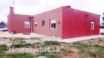CHALET RUSTICO CON PARCELA, TERRAZA Y PARKING photo 0