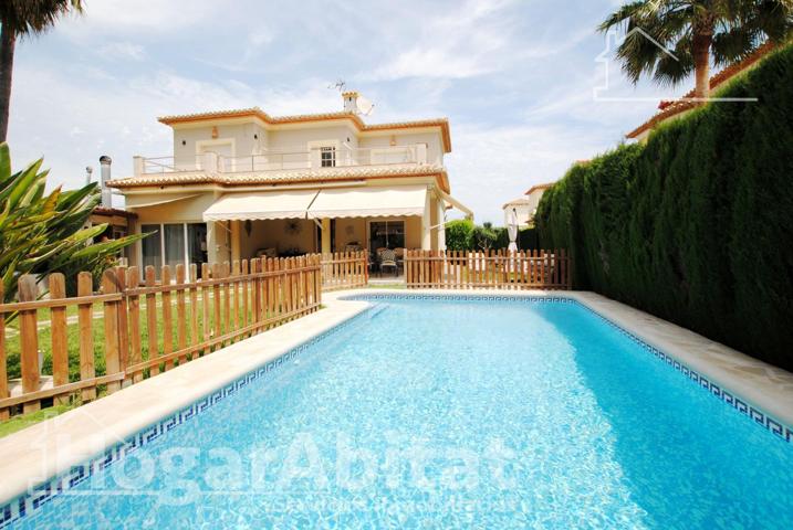 ¡VILLA ESPECTACULAR! AMPLIA CON PISCINA PRIVADA, GARAJE Y GRAN TERRAZA photo 0