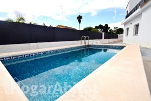 ¡CHALET ESPECTACULAR! REFORMADO CON PISCINA PRIVADA Y GRAN TERRAZA photo 0