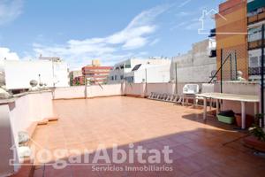 CASA REFORMADA, AMPLIA Y LUMINOSA CON GRAN TERRAZA photo 0