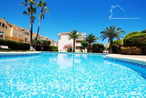 ¡ÁTICO ESPECTACULAR! MODERNO EN RESIDENCIAL CON PISCINA Y GRAN TERRAZA photo 0