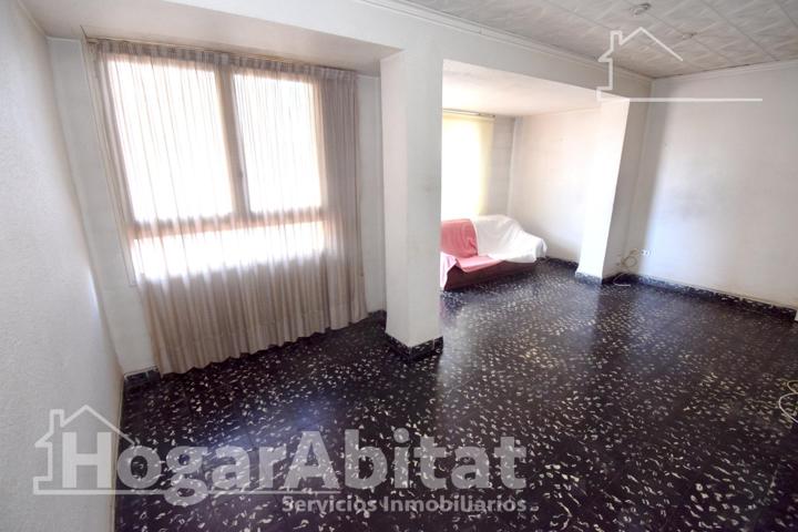 Oportunidad de piso esquinero con balcón y estupendas vistas photo 0