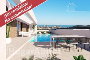¡VISTAS AL MAR! MARAVILLOSA VILLA DE LUJO NUEVO CON PISCINA, GARAJE Y JARDÍN photo 0