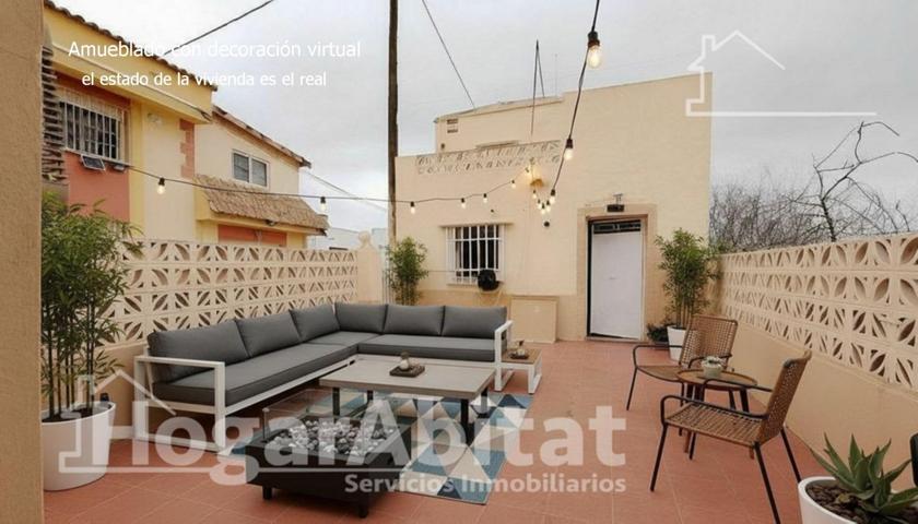 CASA MUY AMPLIA Y LUMINOSA CON GARAJE Y DOS TERRAZAS photo 0