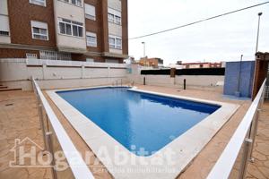 ¡MONCOFAR CENTRO! PRECIOSO Y AMPLIO EN RESIDENCIAL CON PISCINA Y GARAJE photo 0
