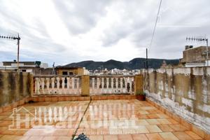AMLIA CASA CON TERRAZA Y PATIO photo 0