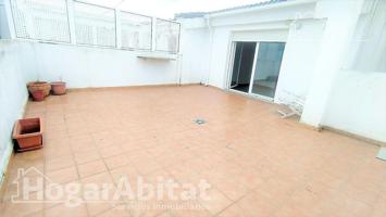 ¡GRAN ÁTICO! LUMINOSO E IMPECABLE CON TERRAZA Y BALCÓN, CERCA DEL CENTRO photo 0