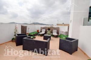 MAGNIFICO ÁTICO CON TERRAZA Y GARAJE photo 0