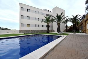 ¡VISTAS AL MAR! ESPECTACULAR DÚPLEX EN RESIDENCIAL CON GARAJE Y DOBLE TERRAZA photo 0
