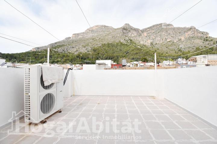 ¡VISTAS A LA MONTAÑA! ESPECTACULAR CASA AMPLIA CON TERRAZA, EN EL CENTRO photo 0