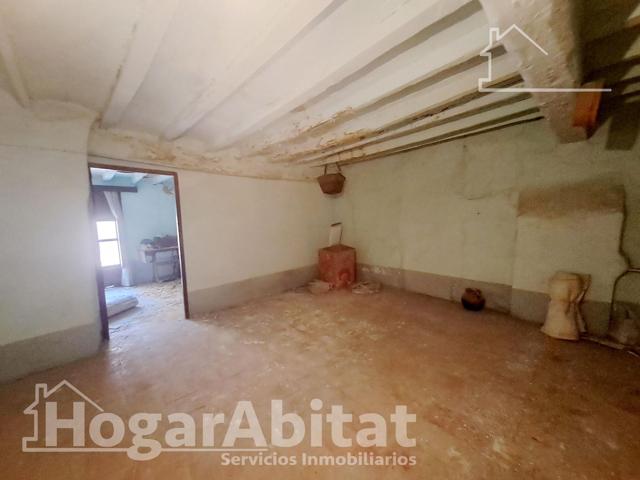 GRAN CASA ECONÓMICA PARA REFORMAR CON GARAJE Y TERRAZA photo 0