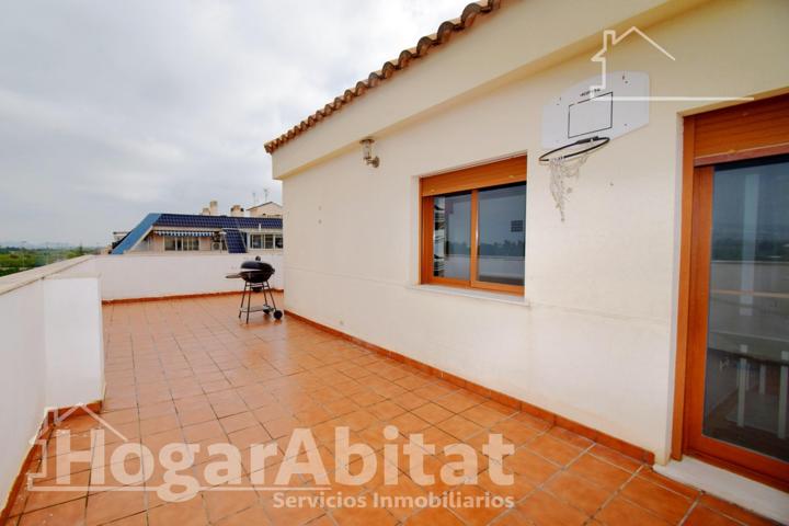 ¡ÁTICO EN PLENO CENTRO! AMPLIO Y ESQUINERO CON GRAN TERRAZA Y ASCENSOR photo 0
