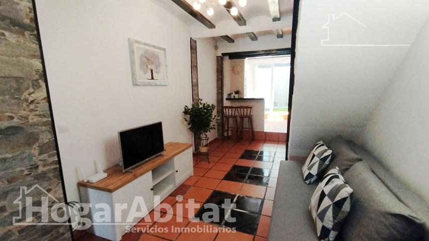 ¡OPORTUNIDAD DE INVERSIÓN! CASA REFORMADA AMPLIA Y LUMINOSA, EN EL CENTRO photo 0