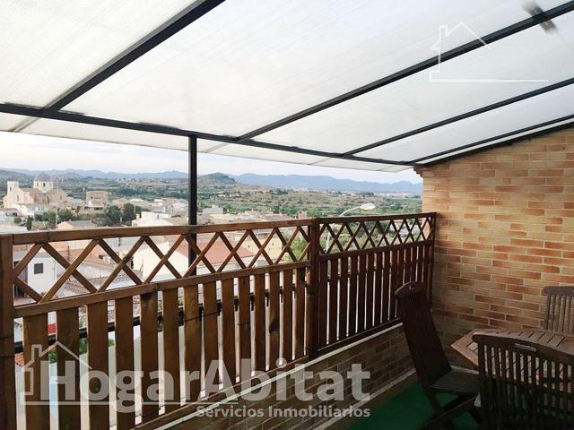 ¡VISTAS PANORÁMICAS! ADOSADO AMPLIO Y LUMINOSO CON TERRAZA, EN EL CENTRO photo 0