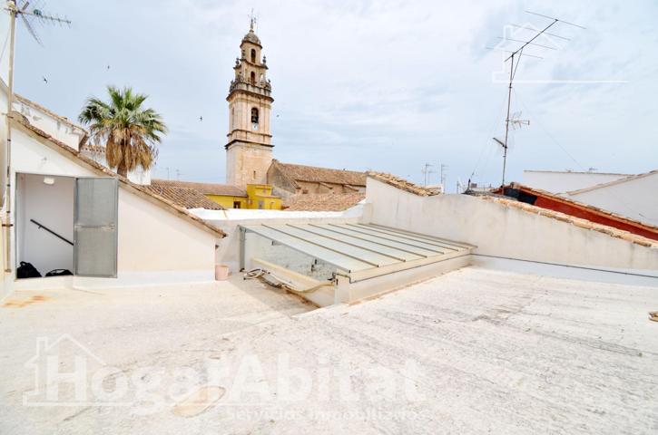¡CASA ESPECTACULAR! TOTALMENTE REFORMADA CON TERRAZA Y BALCÓN, EN EL CENTRO photo 0