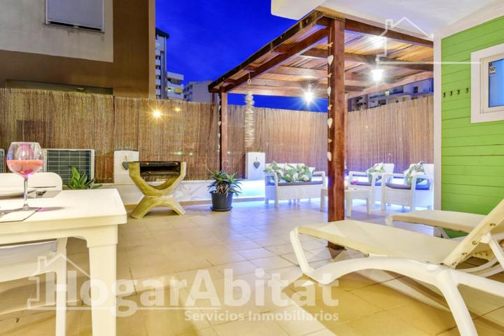 REFORMADO CON TERRAZA Y LICENCIA TURÍSTICA JUNTO AL MAR photo 0