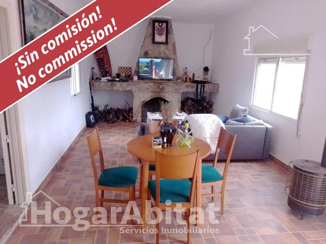 CHALET RUSTICO CON PARCELA, TERRAZA Y PARKING photo 0